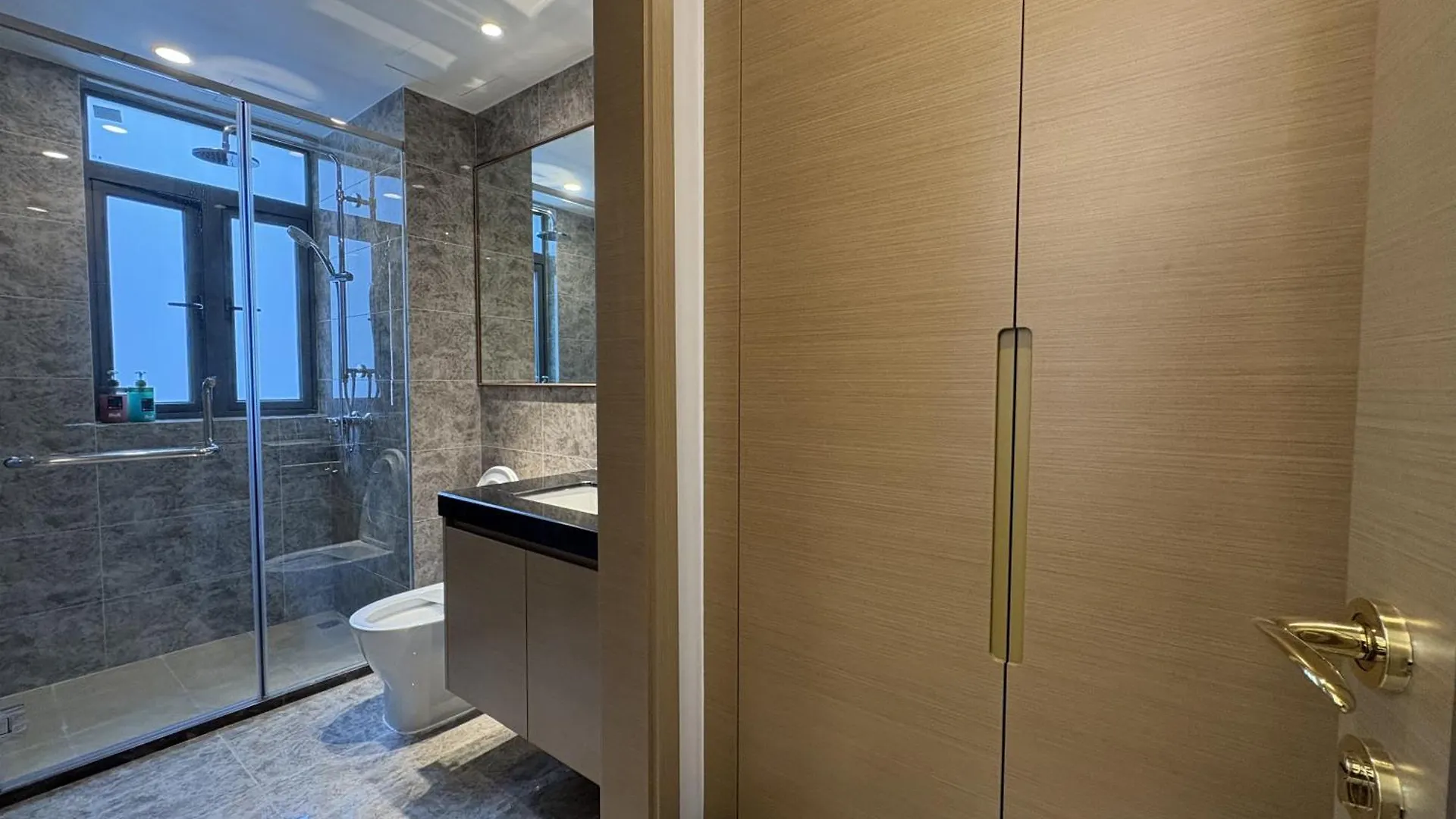 R&F Princess Cove Seine Region By Trex Johor Bahru Apartment